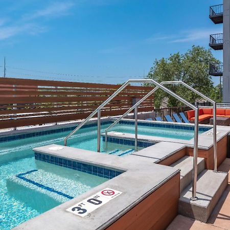 Appartement Large Downtown 2Br -Hot Tub-Downtown! à Des Moines Extérieur photo