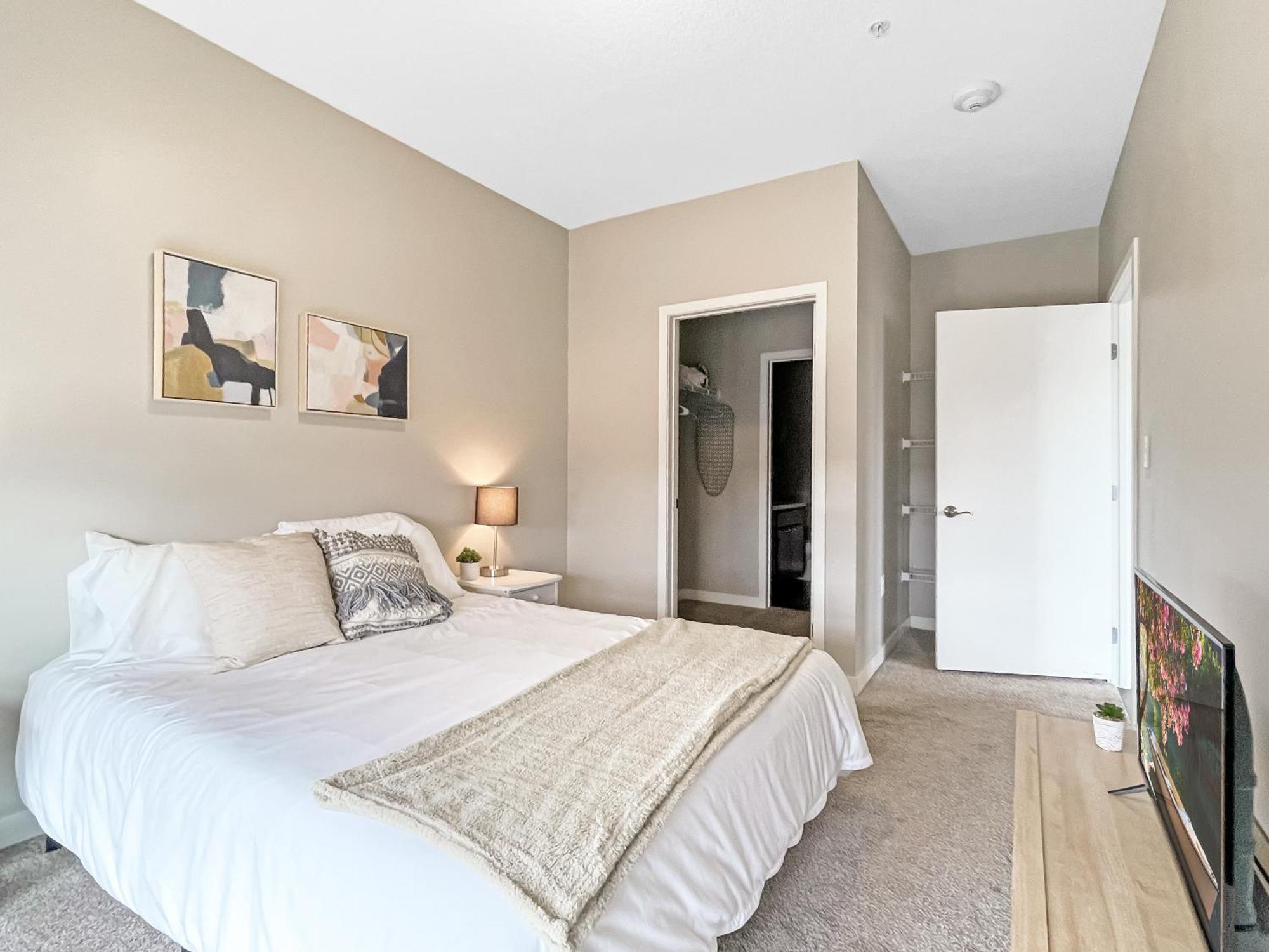 Appartement Large Downtown 2Br -Hot Tub-Downtown! à Des Moines Extérieur photo