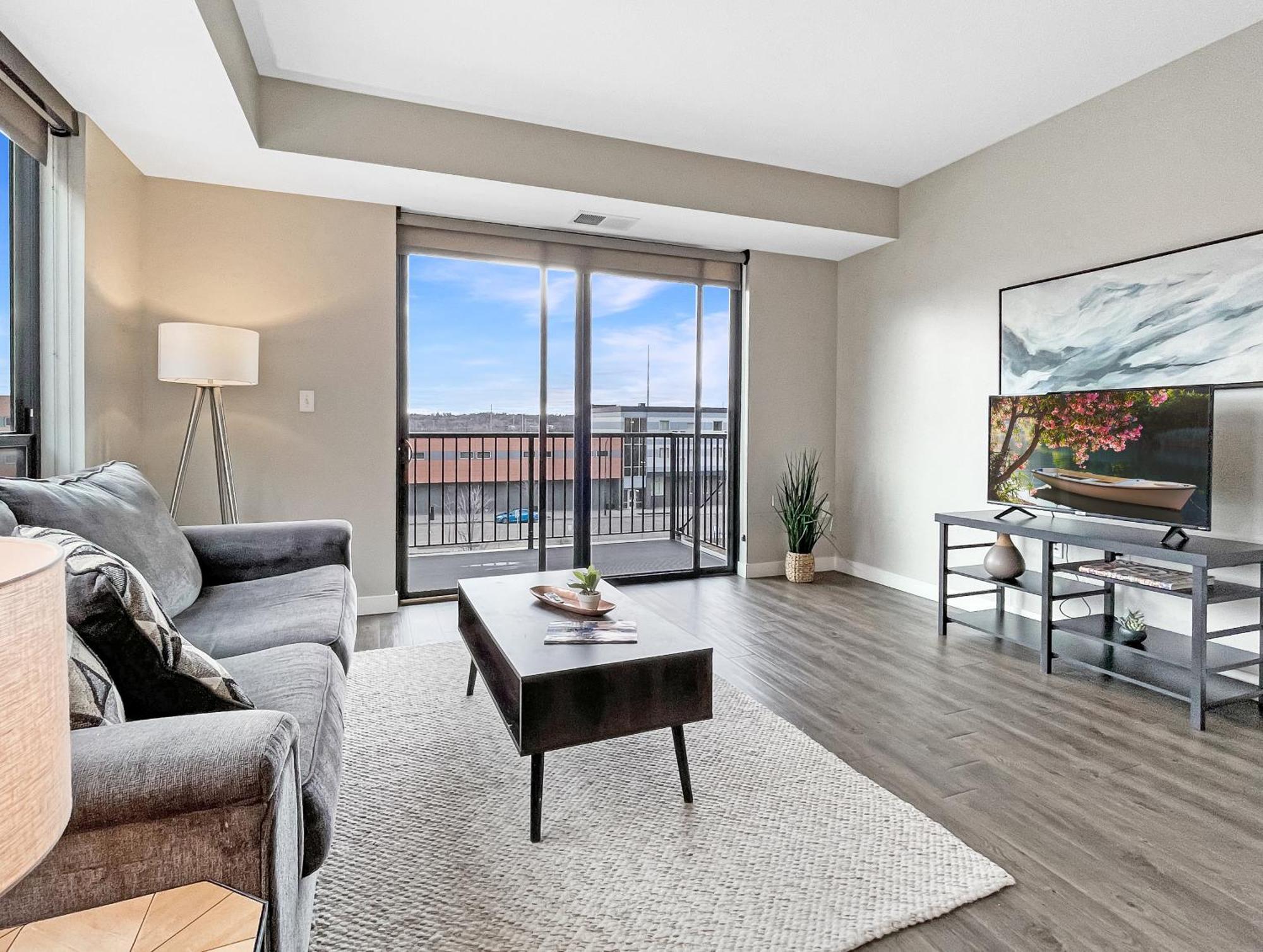 Appartement Large Downtown 2Br -Hot Tub-Downtown! à Des Moines Extérieur photo
